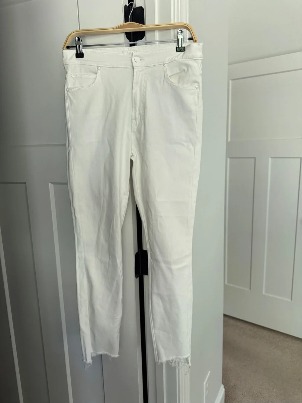 Mother‎ the stunner zip ankle step fray glass slipper white jeans